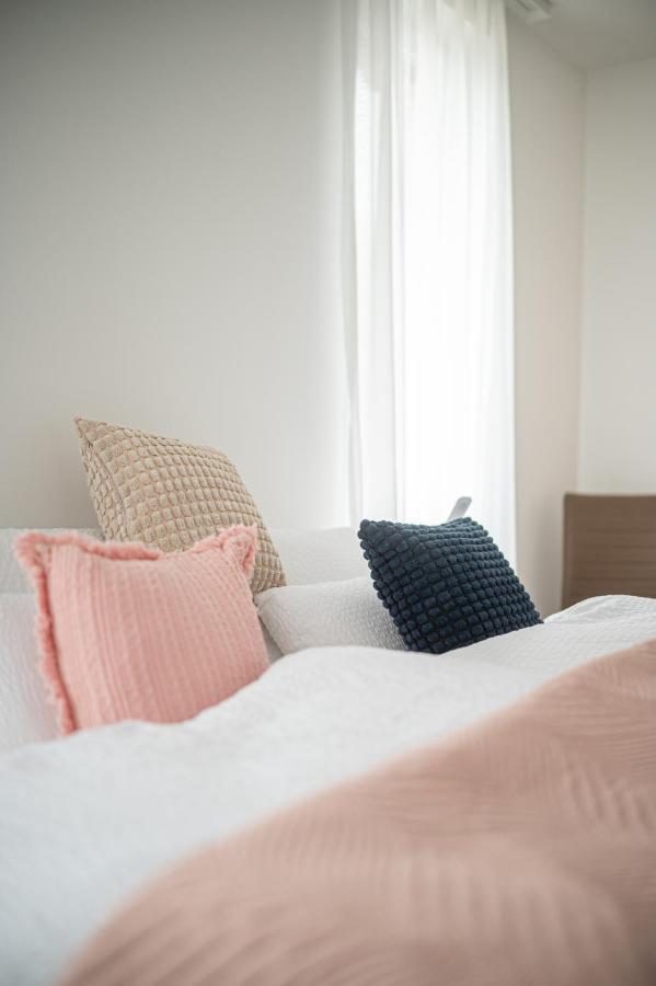 Roze Blue Design Apartments Csopak Zewnętrze zdjęcie