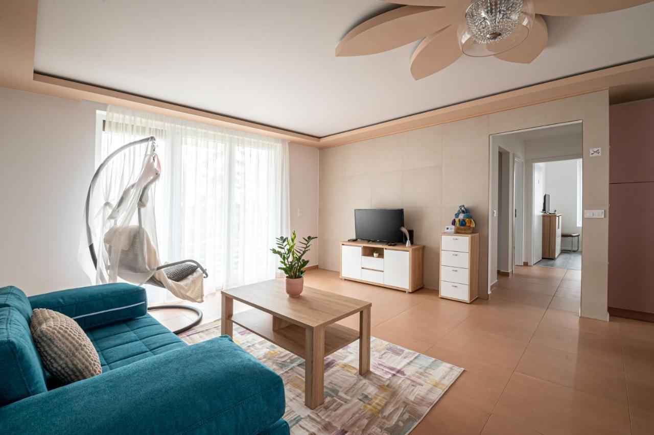 Roze Blue Design Apartments Csopak Zewnętrze zdjęcie
